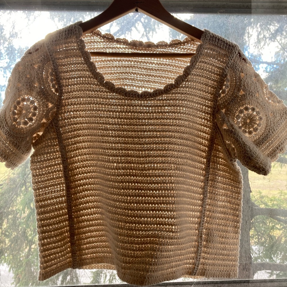 Solitaire Cream Crochet Women's Boxy T-shirt Blouse